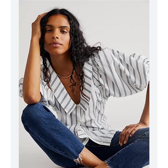 NWT Free People Amara Blouse Boho Bubble Flutter Sleeve XS Button Down - Picture 1 of 8